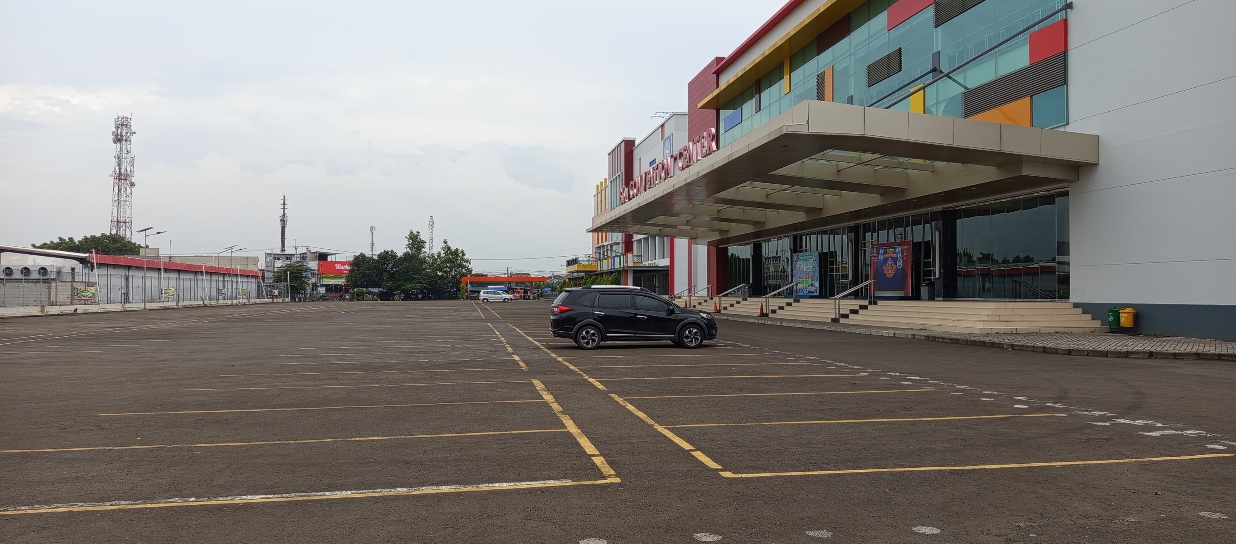 Parkiran Gedung