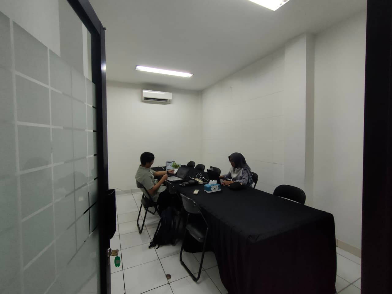 Ruang Meeting